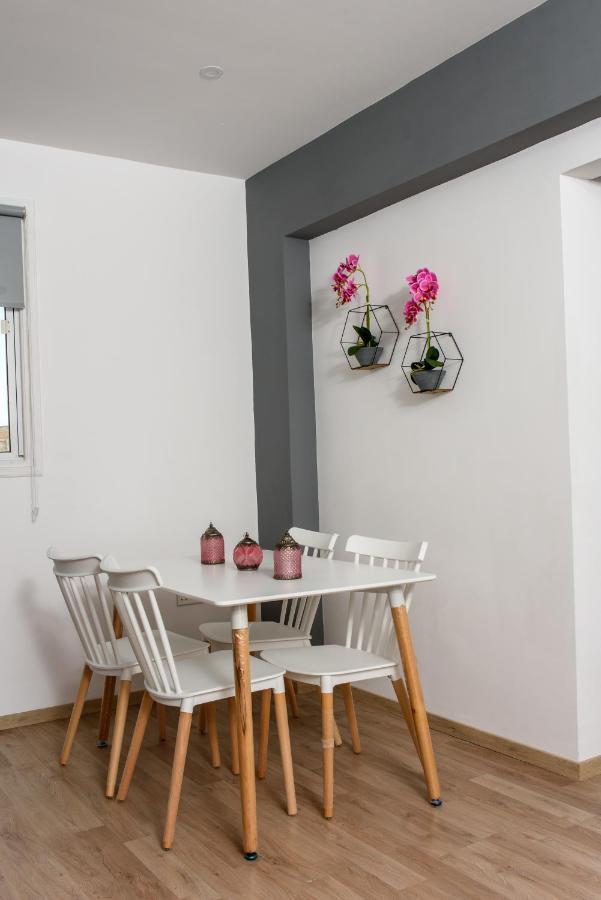 Valdivian Flat 18 Apartment Ларнака Екстериор снимка